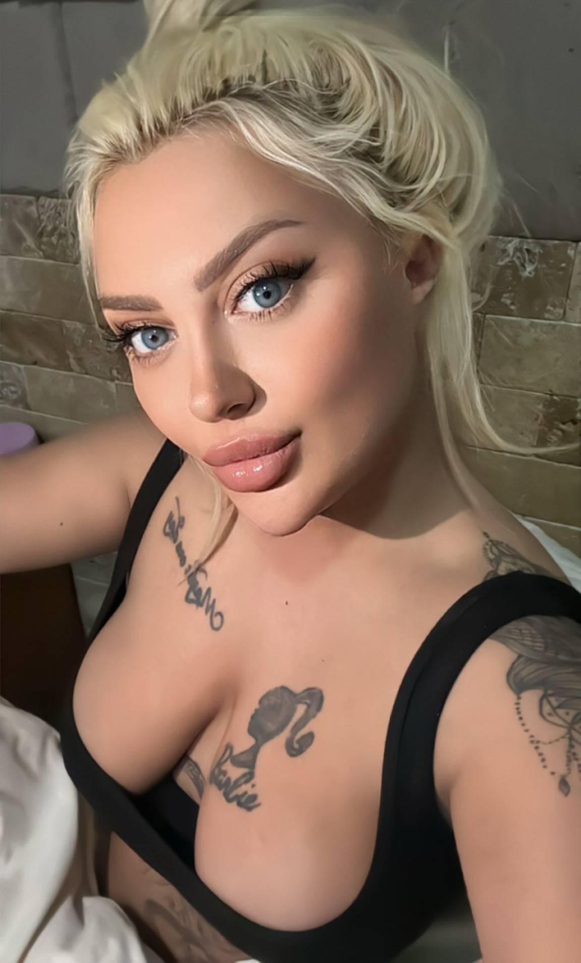 Bakırköy Escort Bayan Ayşe İle Sınırları Zorlayın